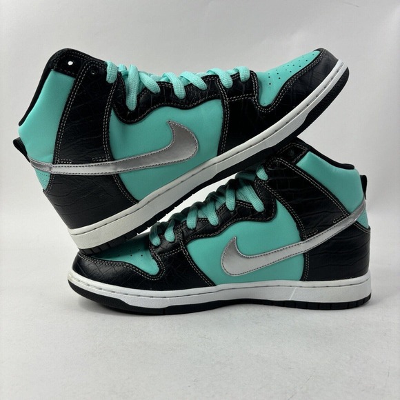 Nike SB Dunk High Premium x Diamond Supply Co. “Tiffany” - Picture 3 of 8